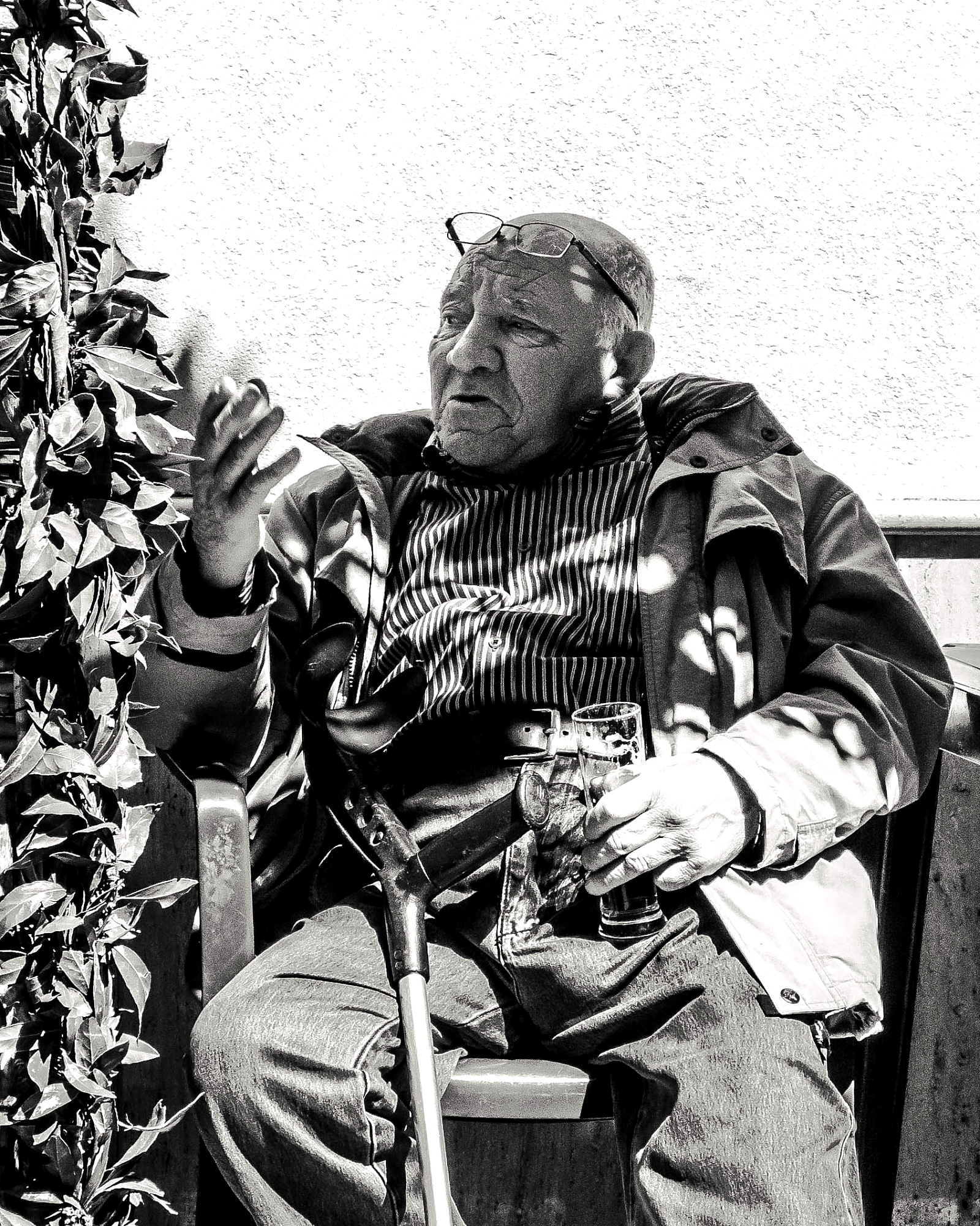 Nun manca mai a li vecchi chi cuntari