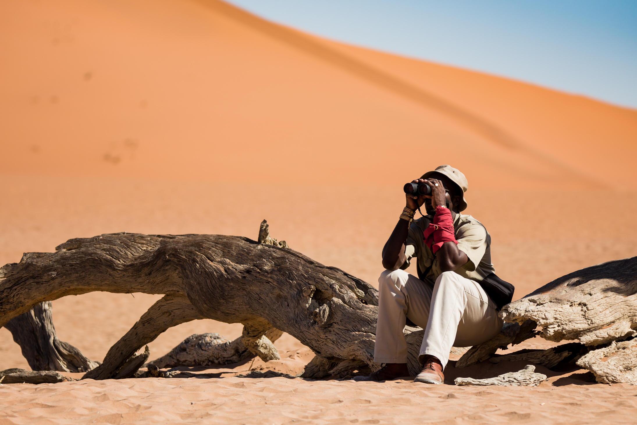 Spotting the horizon