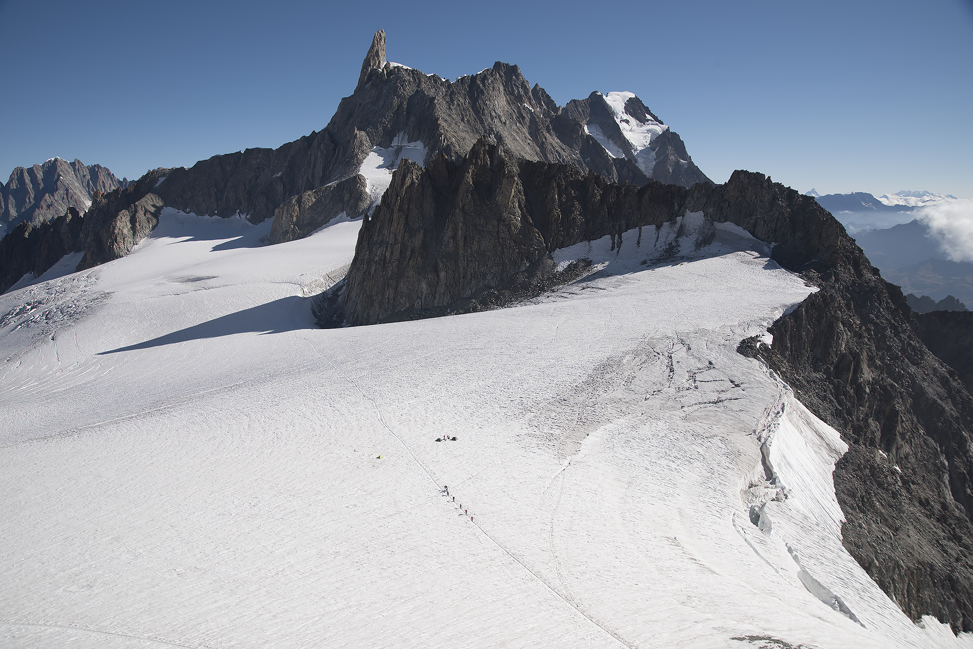 Giant tooth and Glacier jump