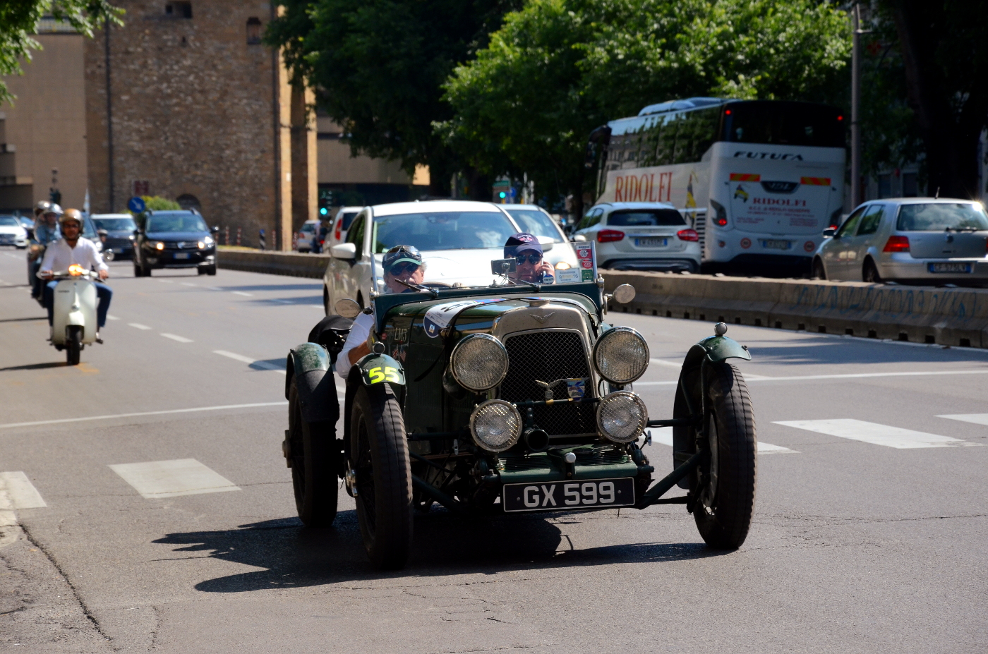 Aston Martin Le Mans