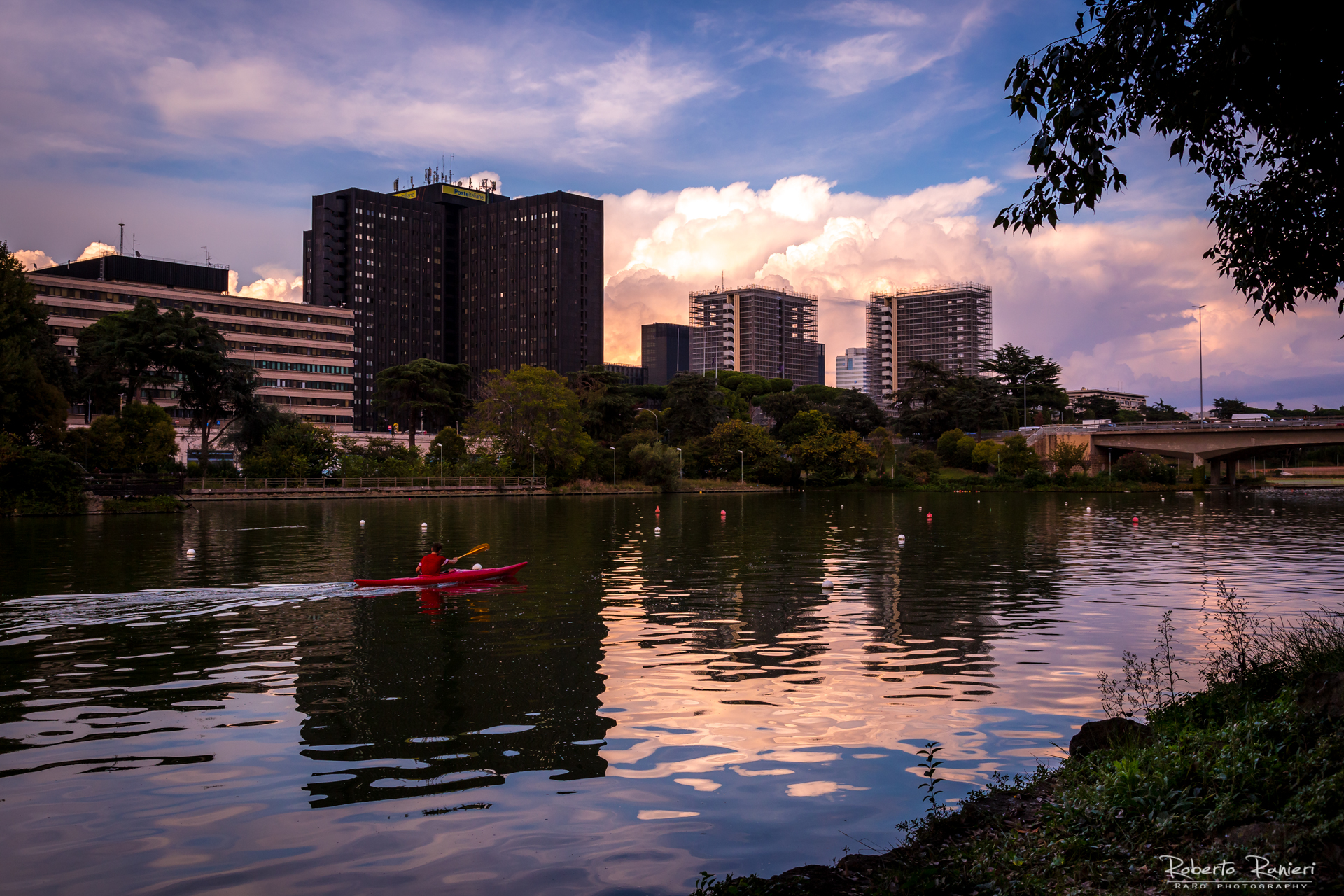 Rowing at sunset at Eur
