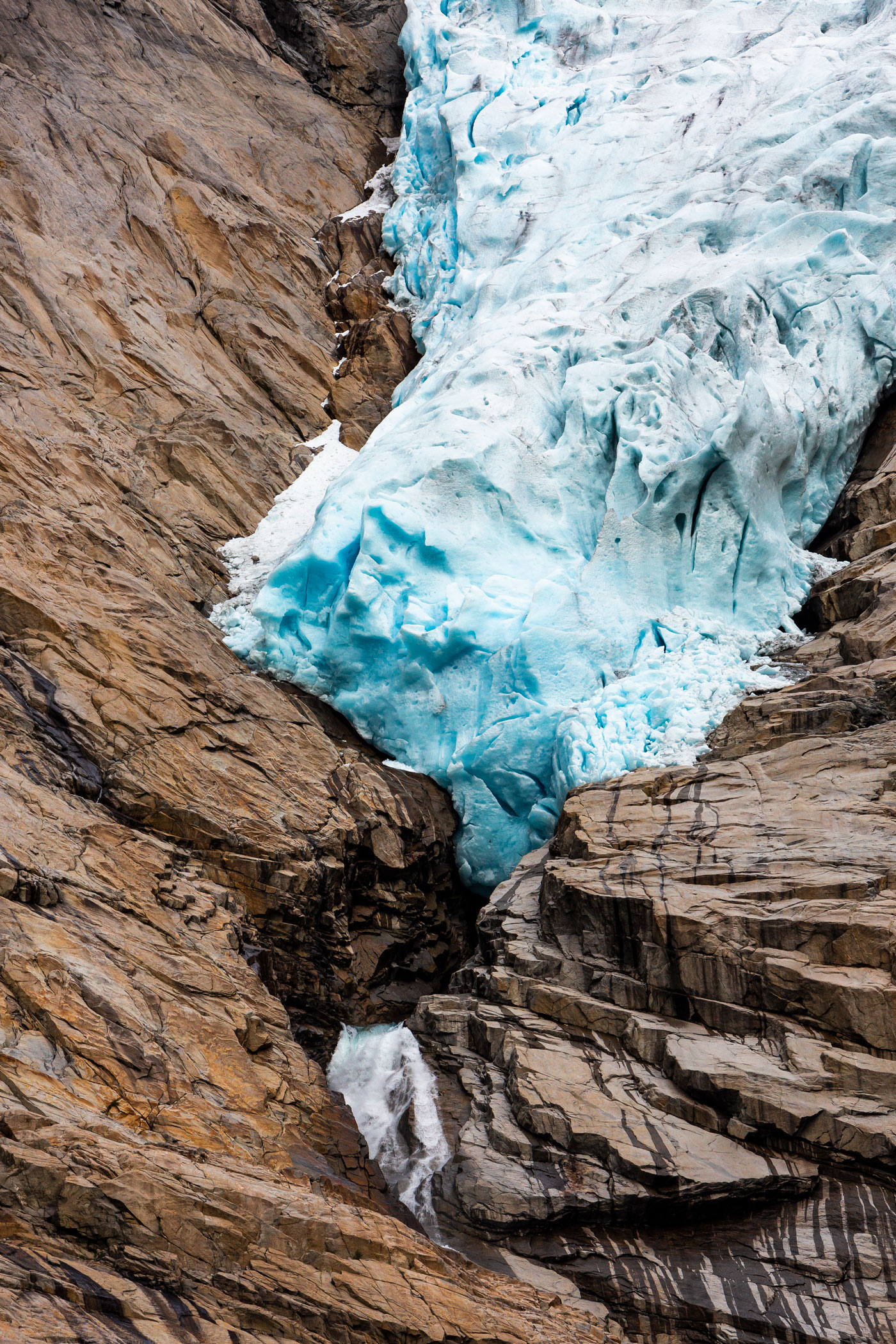 Brikstalbreen, the glacier that dies