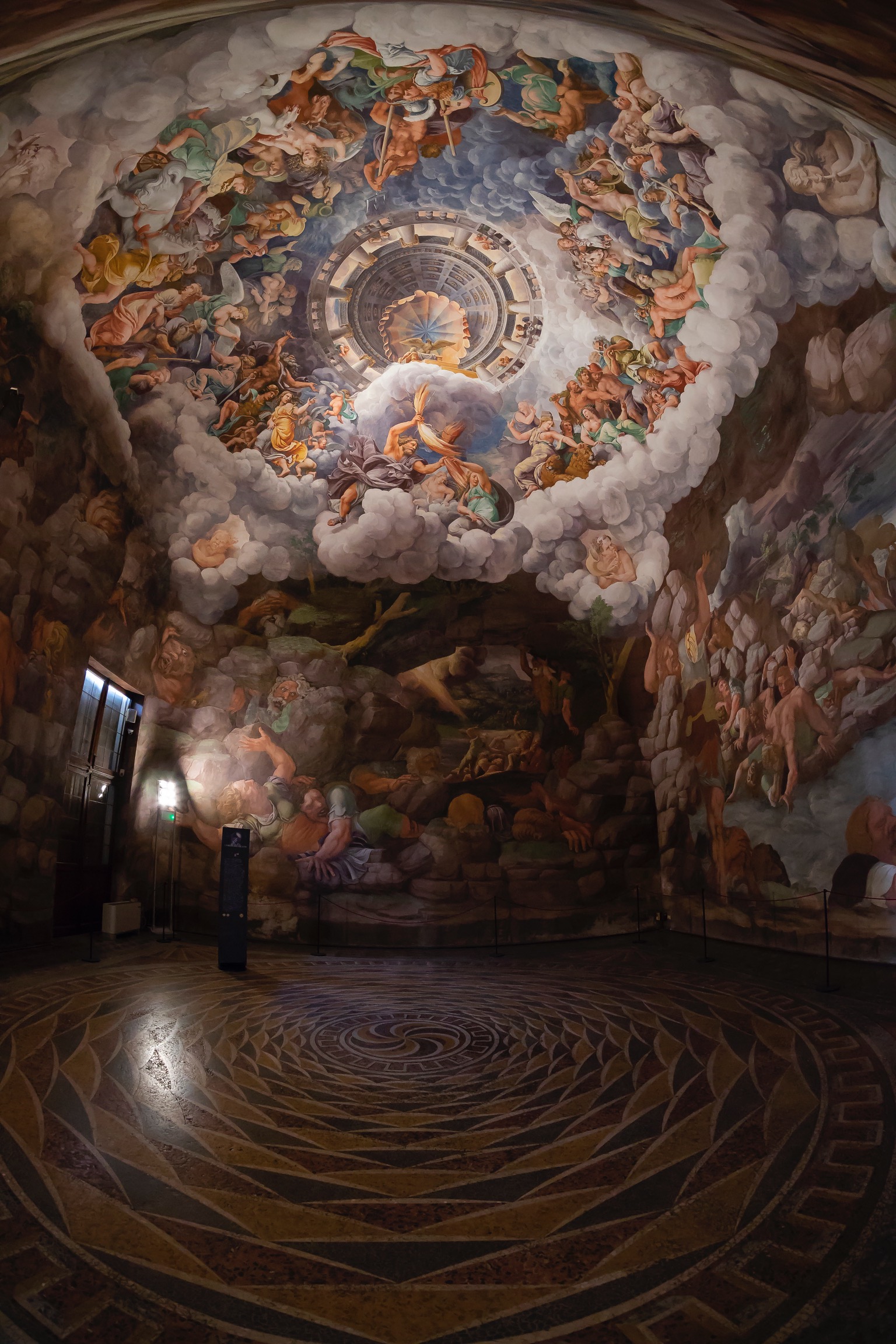 Palace te Room of the Giants 3