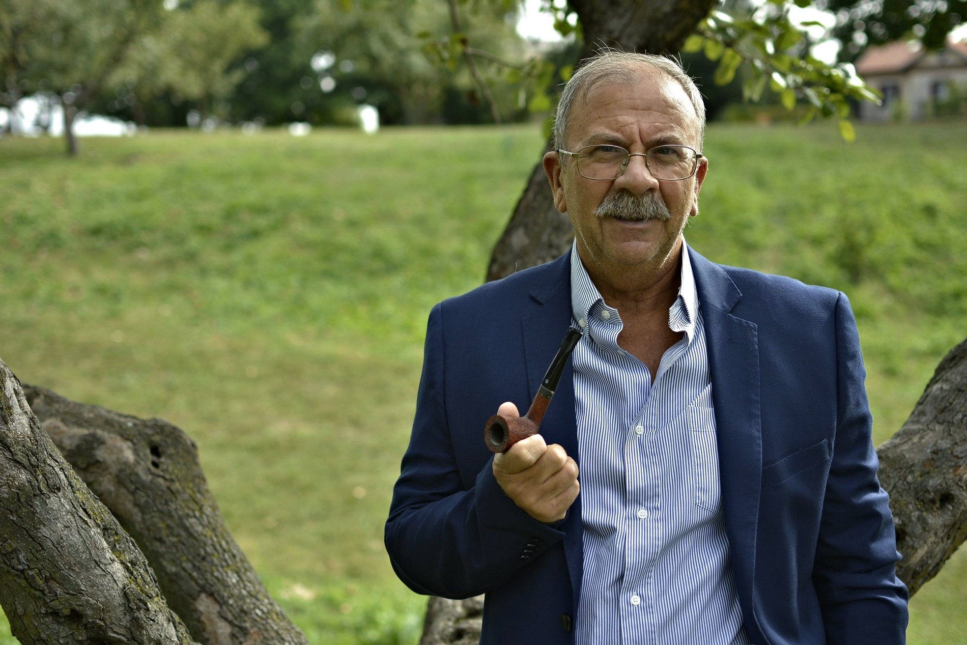 Omaggio all' amico Prof. Claudio Bossi