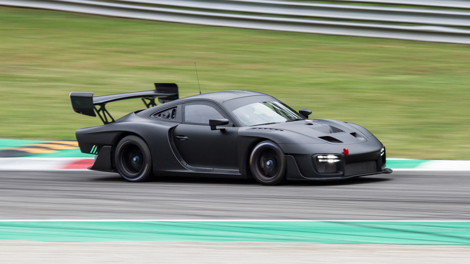 Test Porsche 935 at Monza