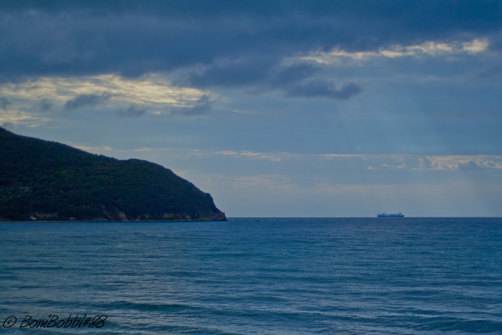 Rays of light at Baratti