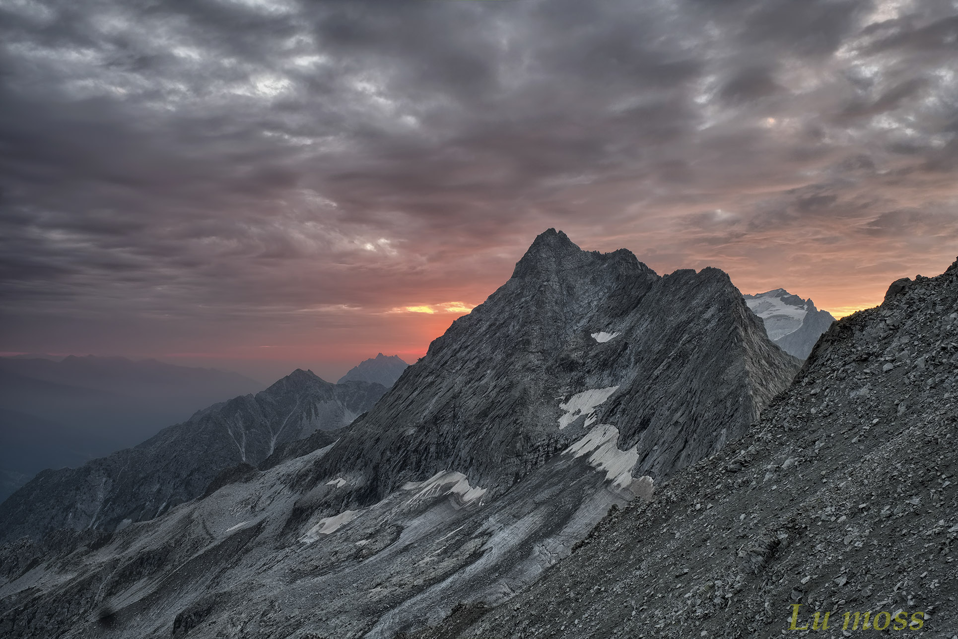 Aspettando il sorgere del sole.