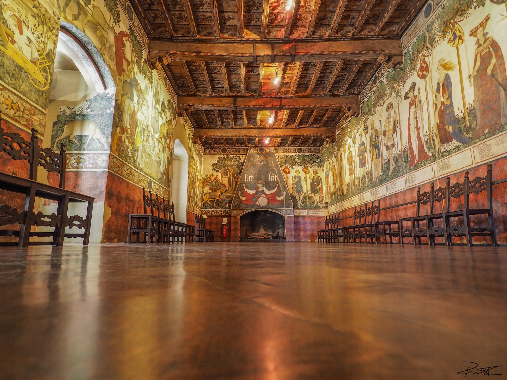 Castle of the Manta-baronial Hall