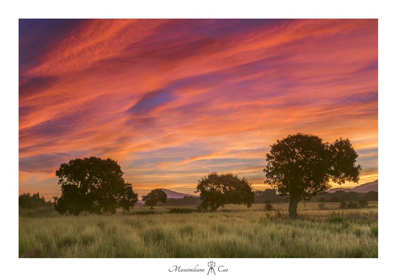The sunrise in the countryside