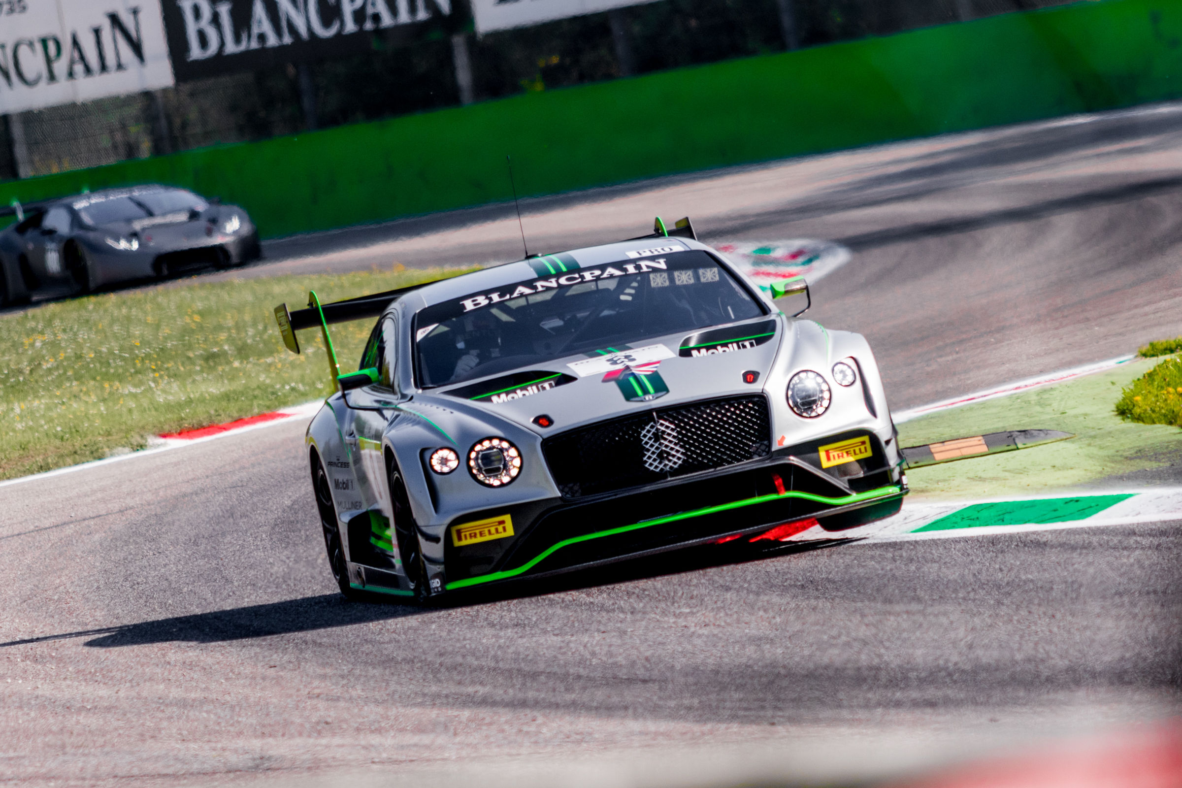 Bentley GT3
