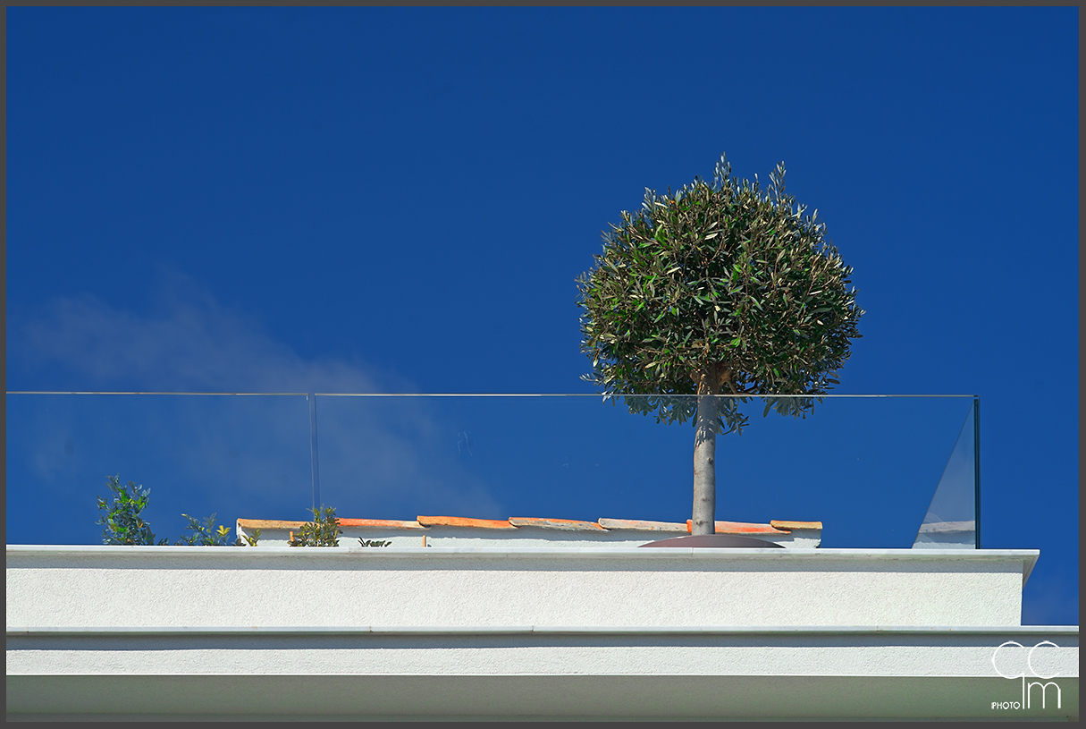 Minimalism at Mondello-A.D. 2018