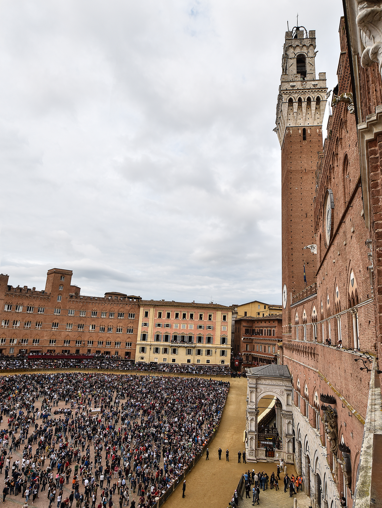 Extraordinary Palio-First round