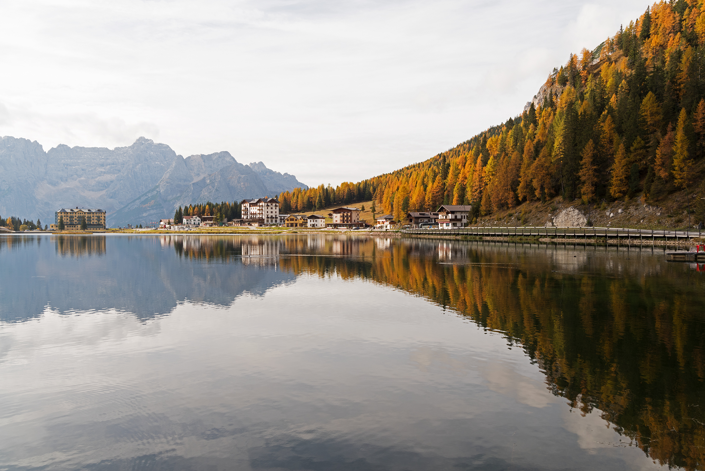 Flat calm at Misurina!