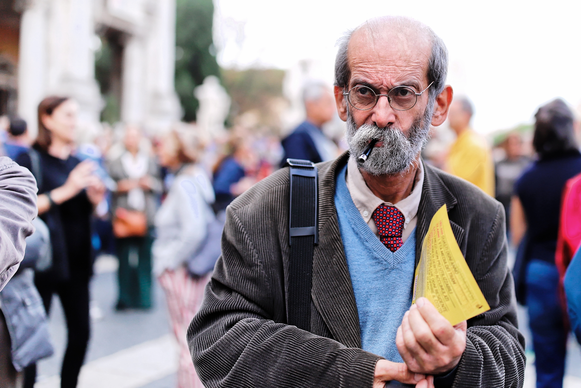 The smoker without a cigarette