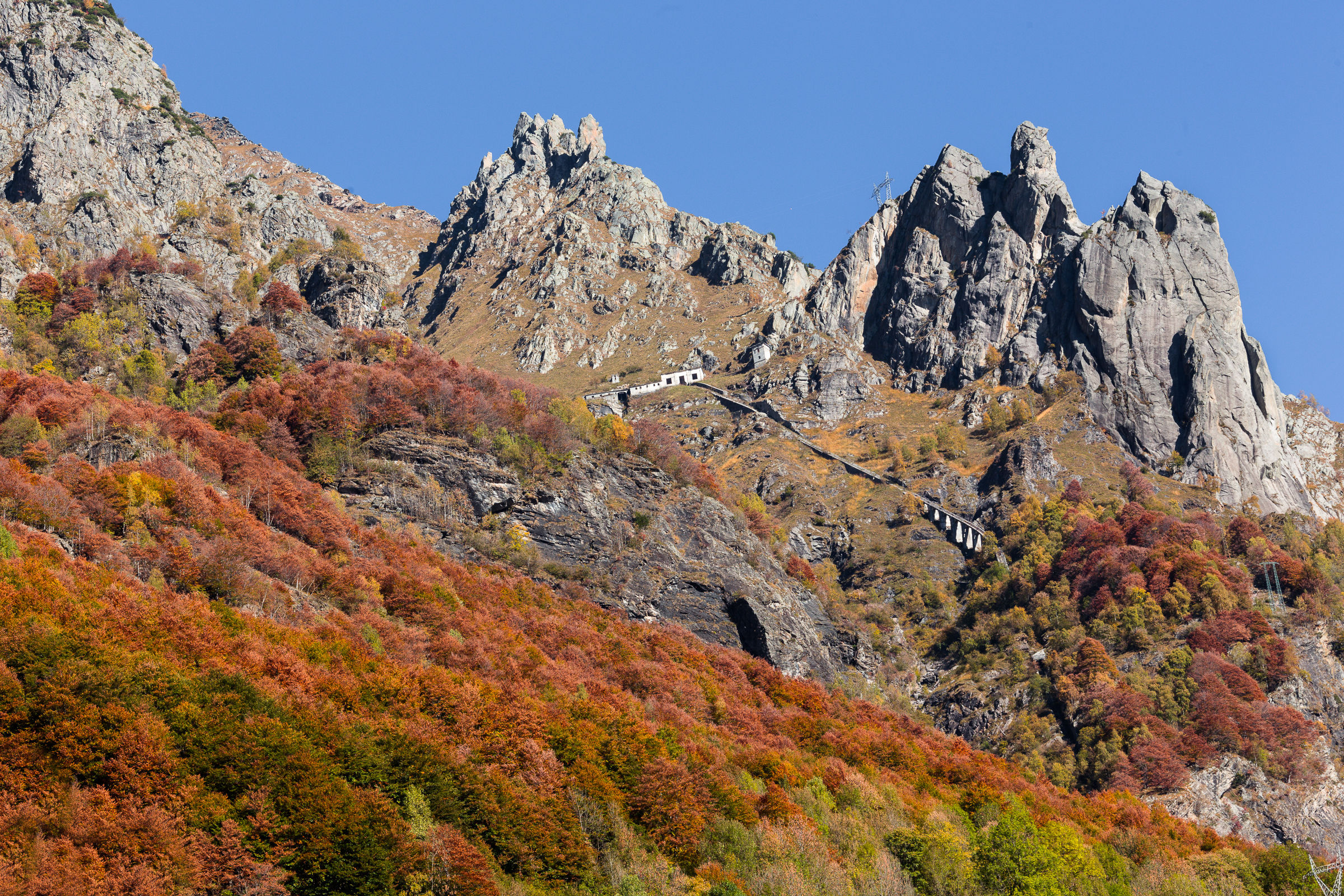 Autumn glimpses of the Orobie Alps...