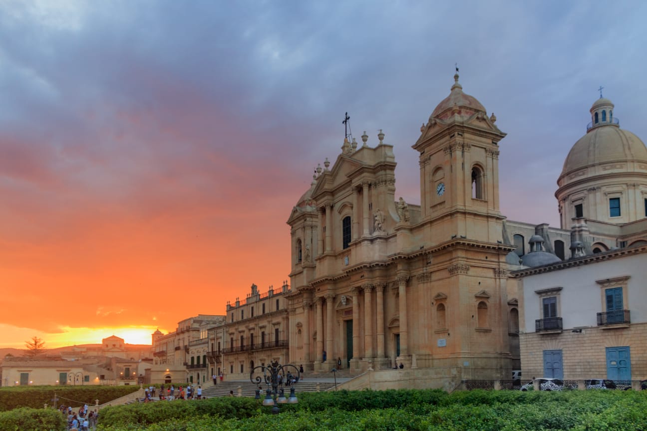 Noto (Sr)