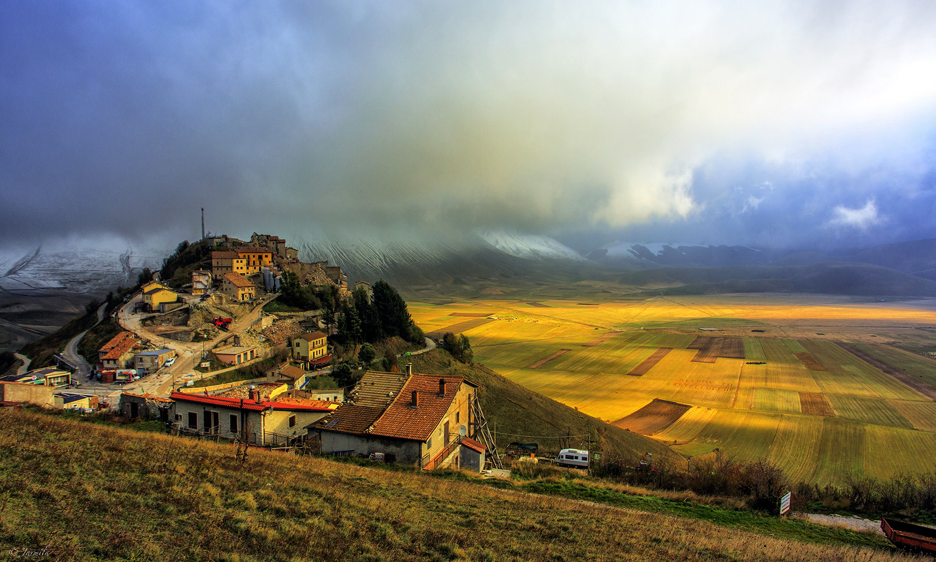Season change in Castelluccio di Norcia