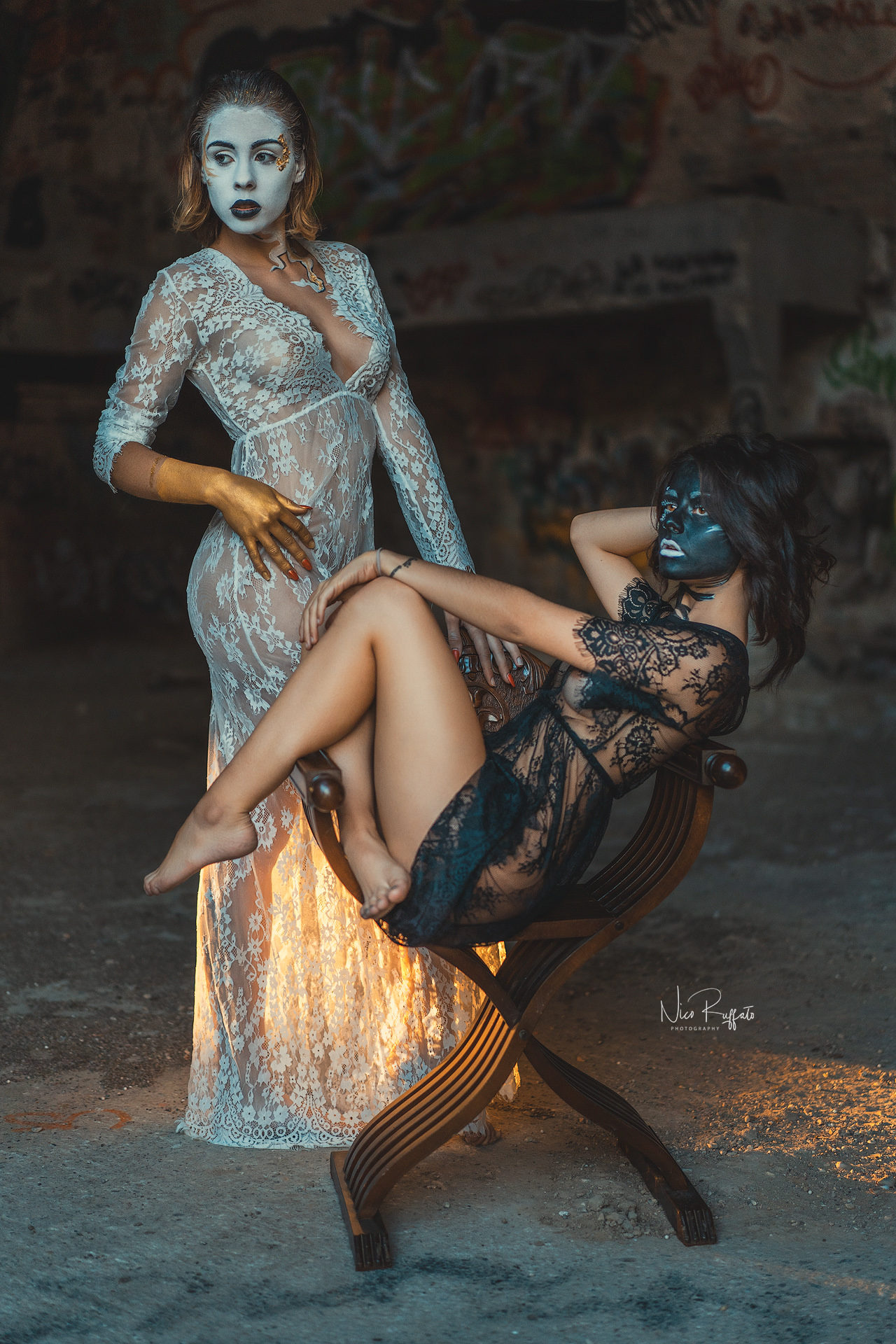 Dark Side-Maddalena and Noemi