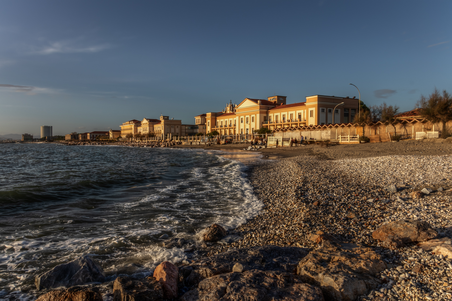 Former Marine colonies of mass HDR 3 shots