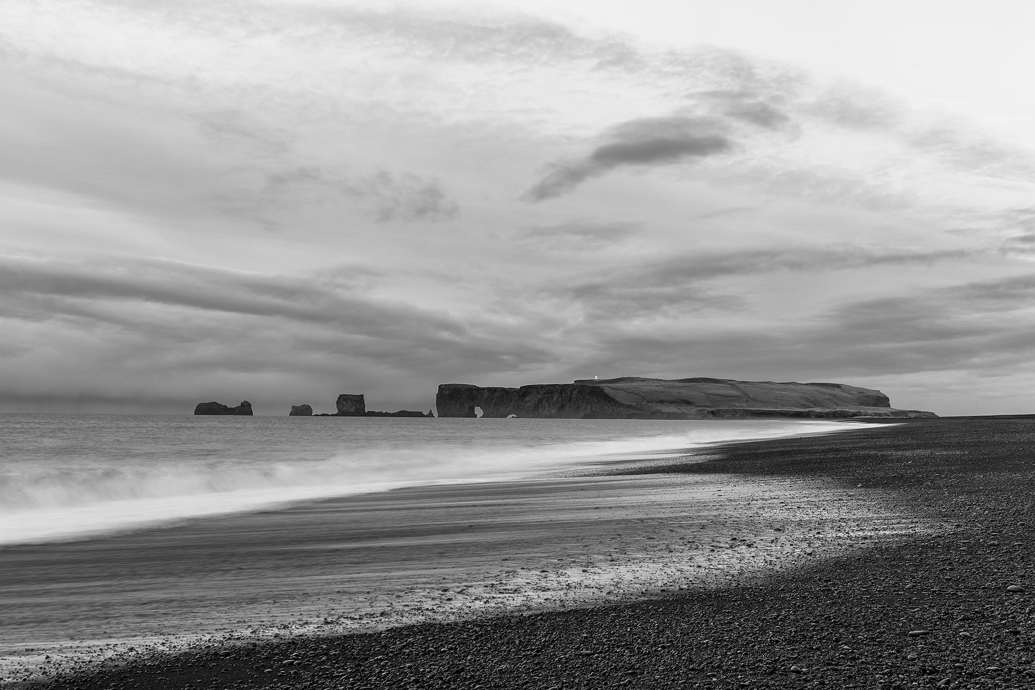 Reynisfjara in b&w