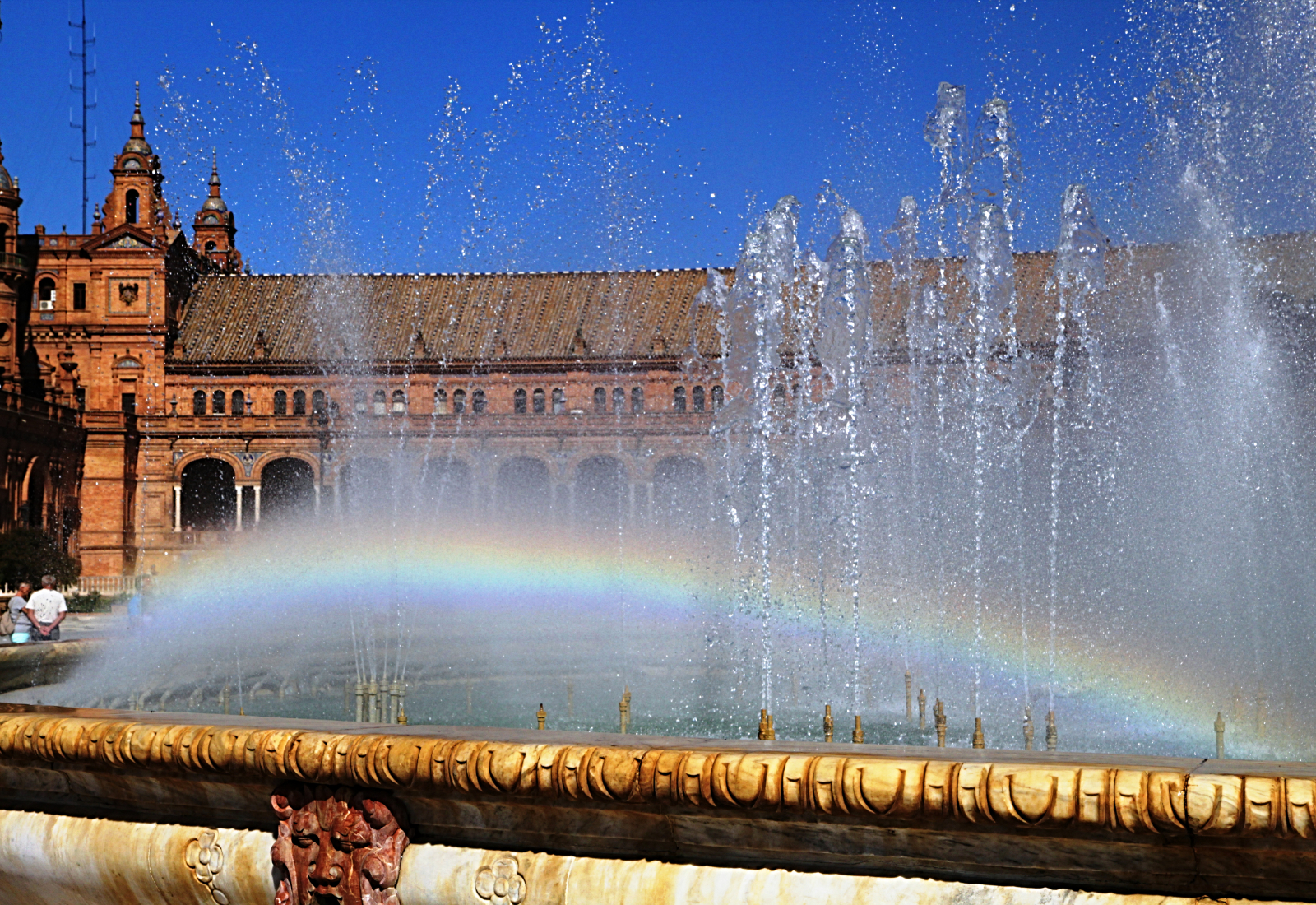 Plaza de Espana-The fountain in the center of the square