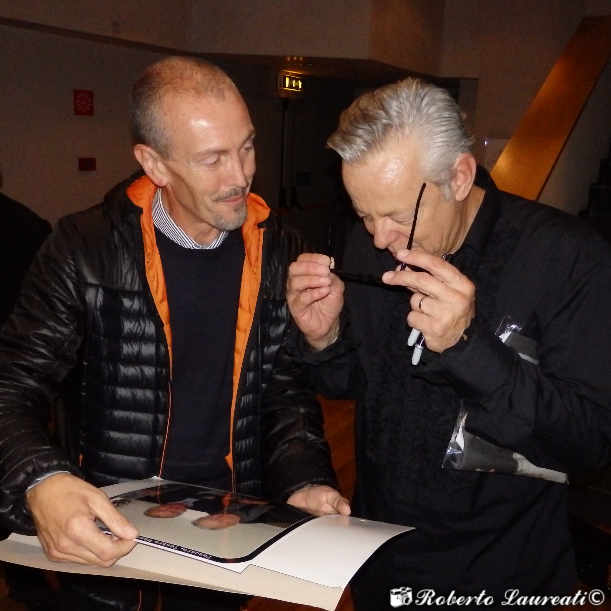 .. Talking to Tommy Emmanuel.. Milan, O7/11/2018
