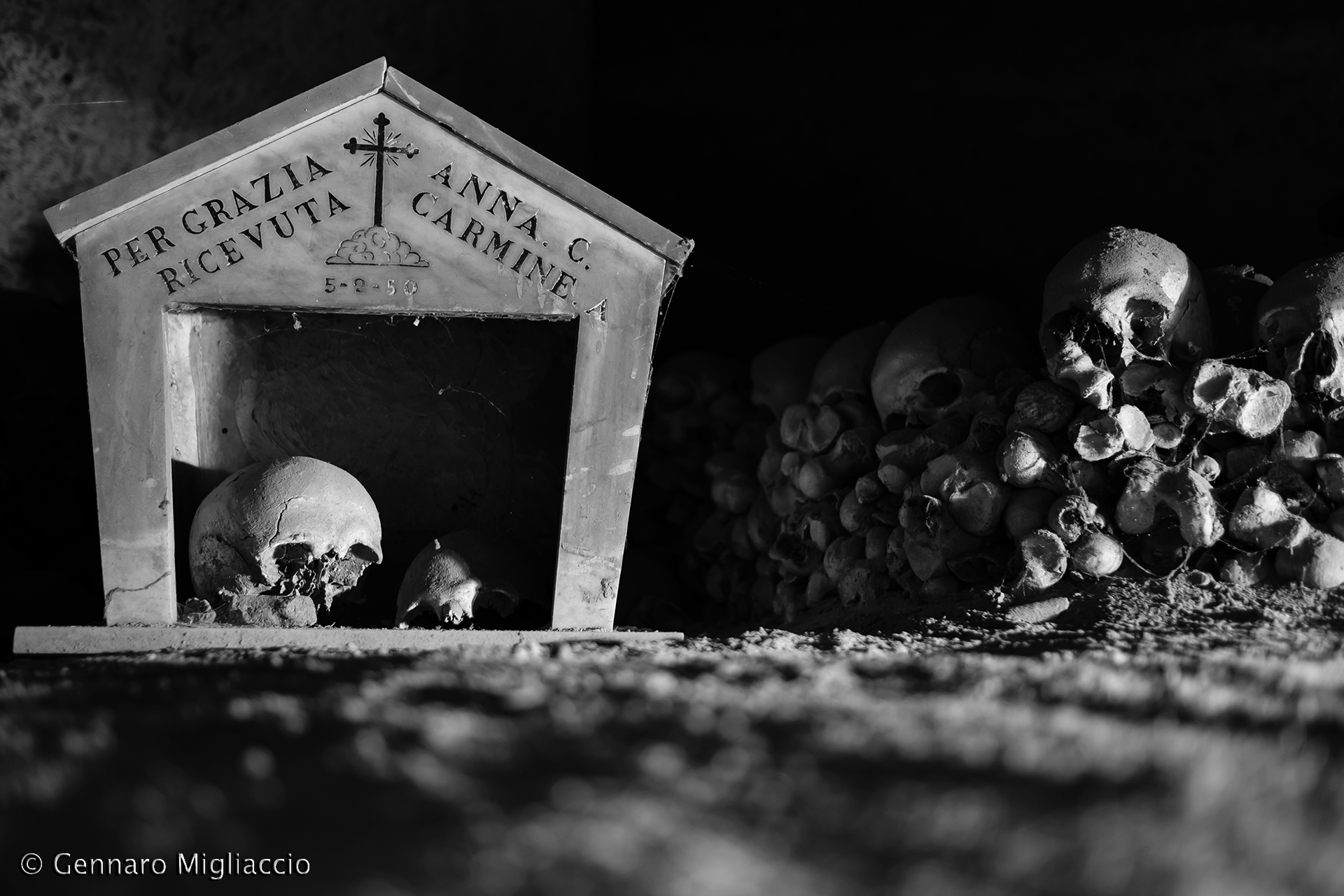 Cimitero delle Fontanelle, Napoli