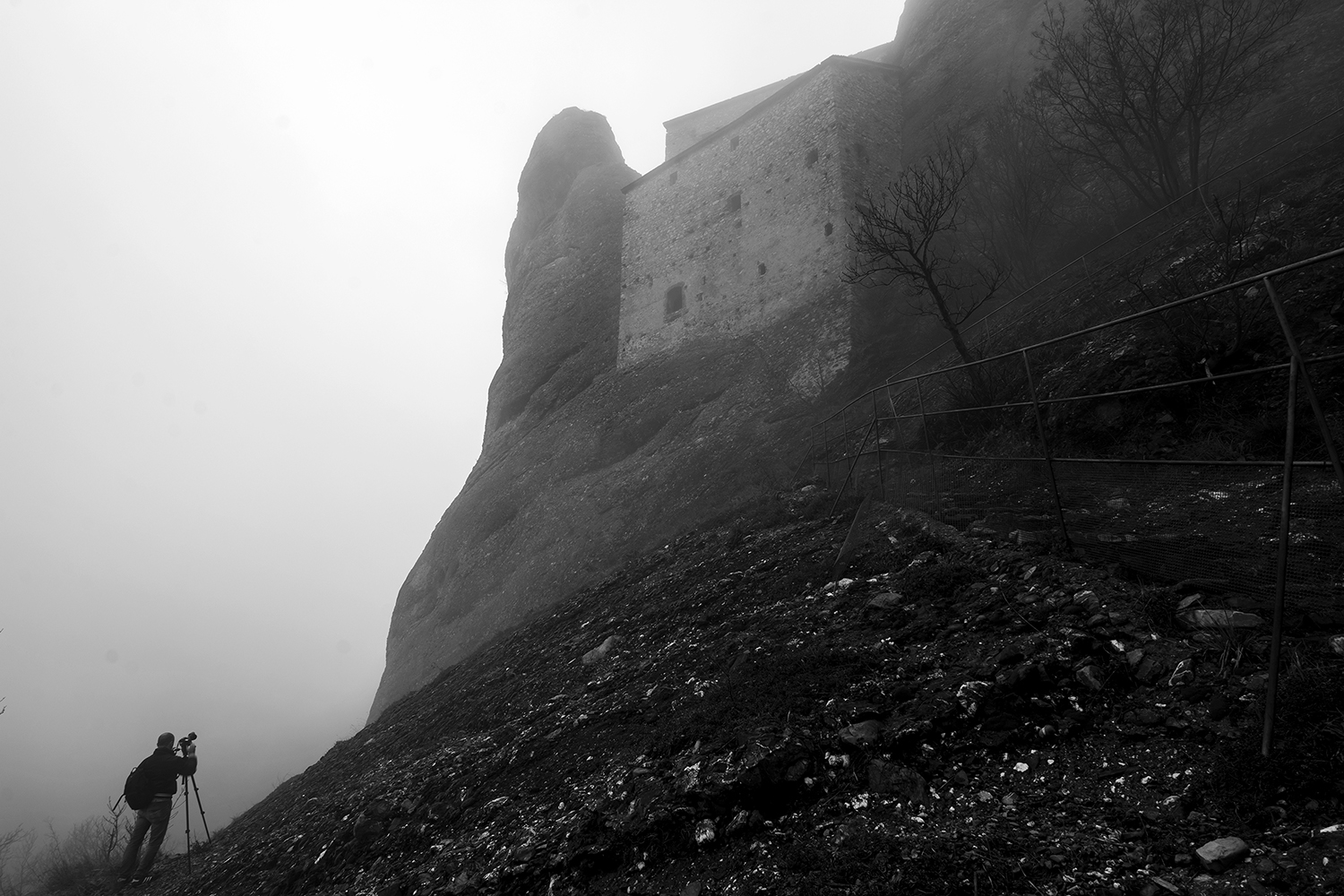 Before the castle of the Stone