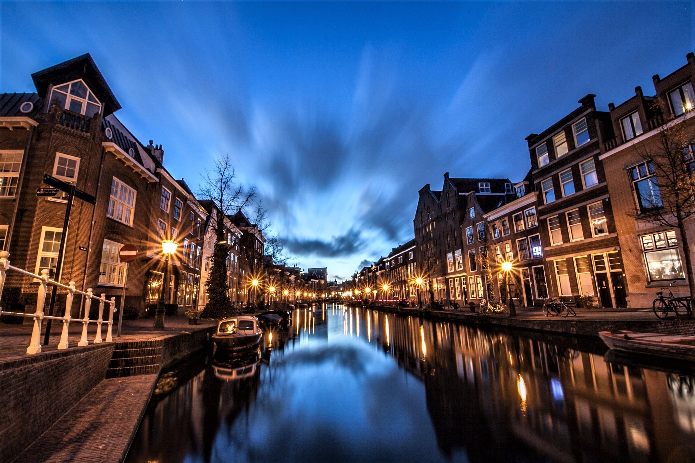 Leiden: nuvole e canali