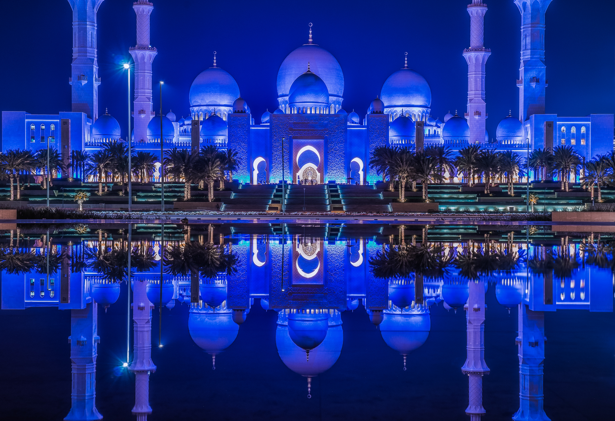 Sheikh Zayed Grand Mosque in the mirror