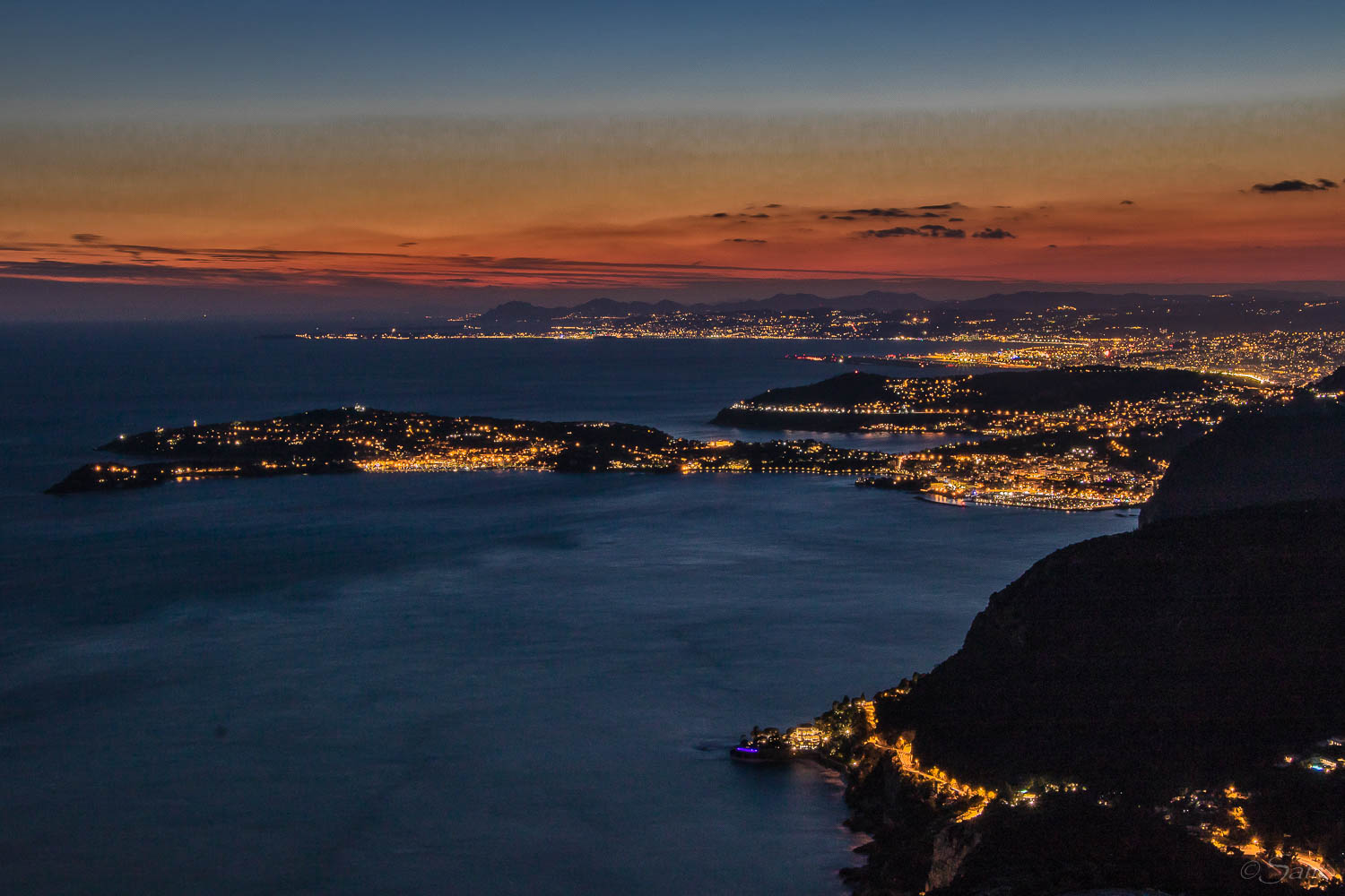 Luce blu su Cap Ferrat