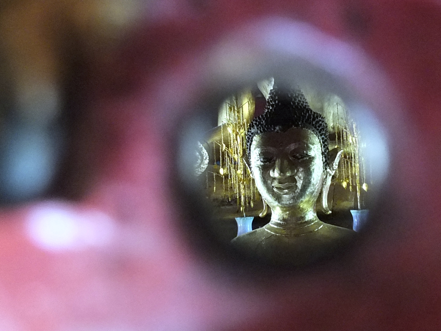 Snooping around the hole