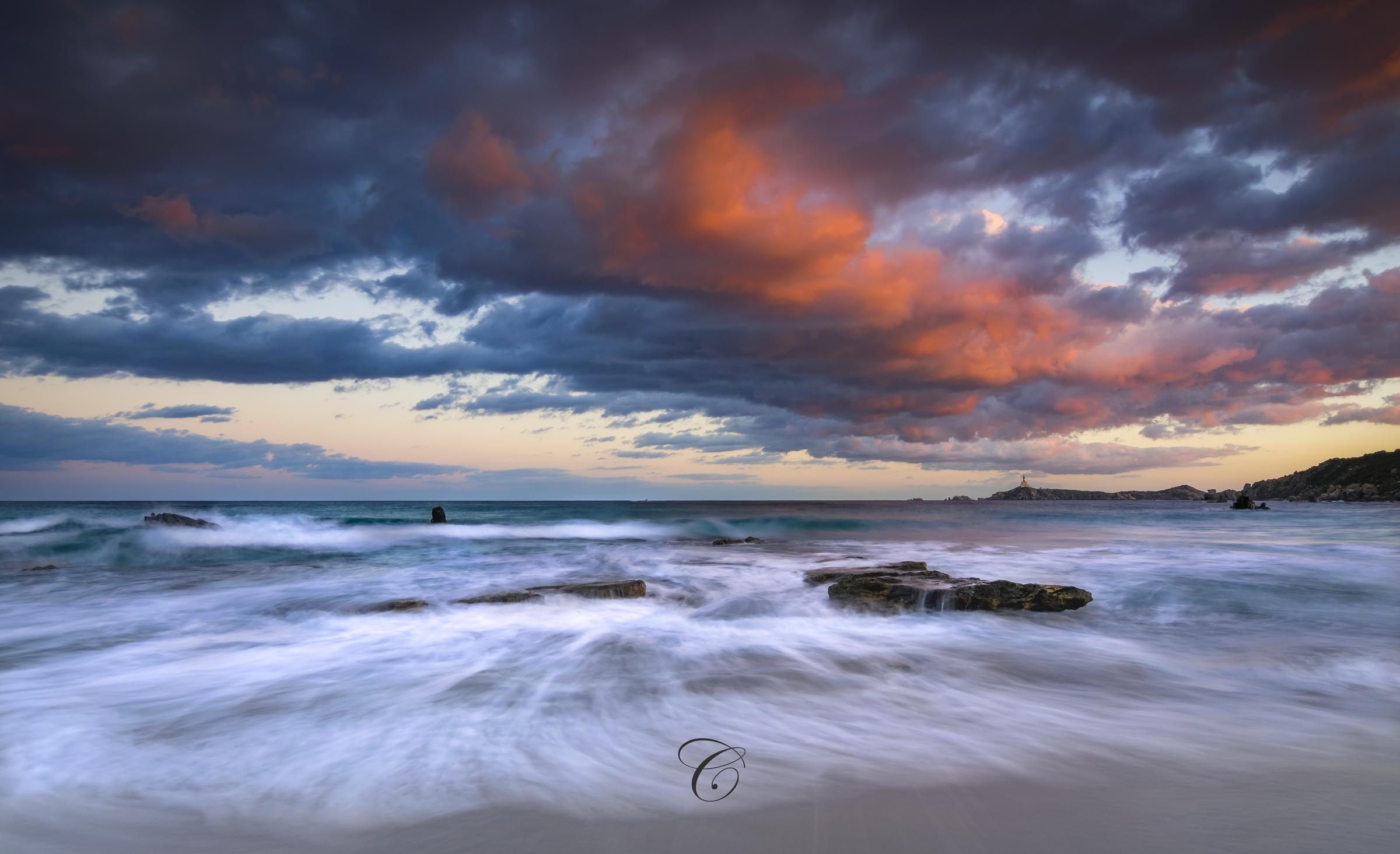 Dramatic sky a Cava Usai