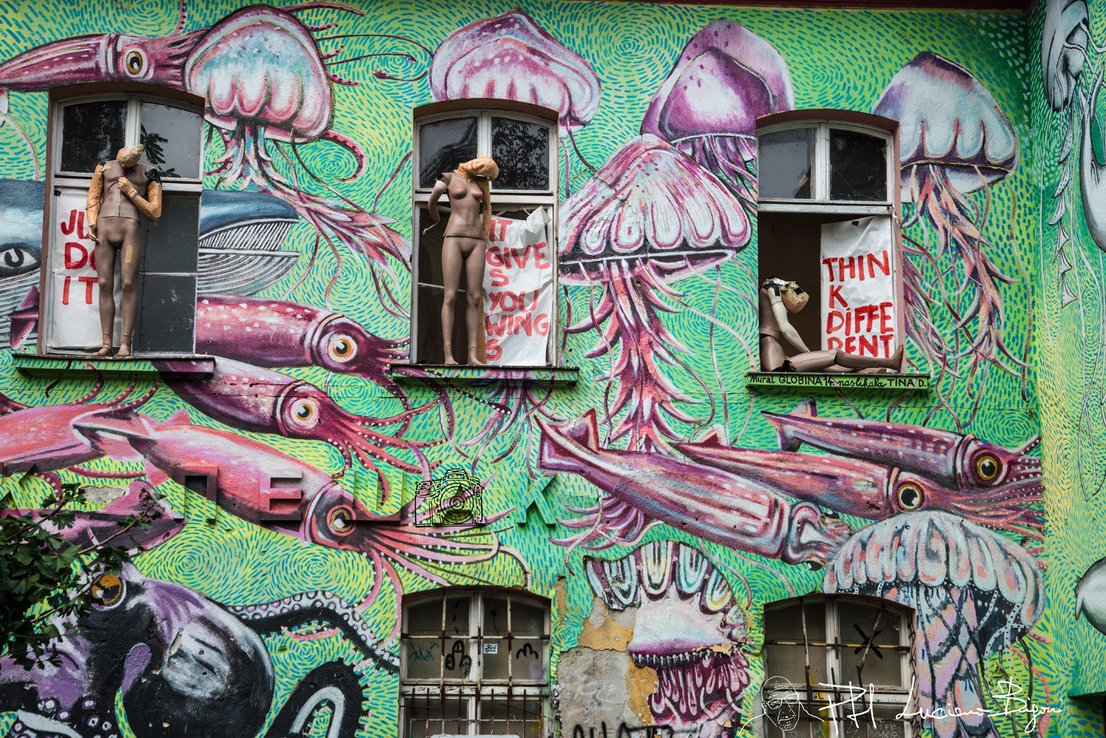 Graffiti a Metolkova Lubiana