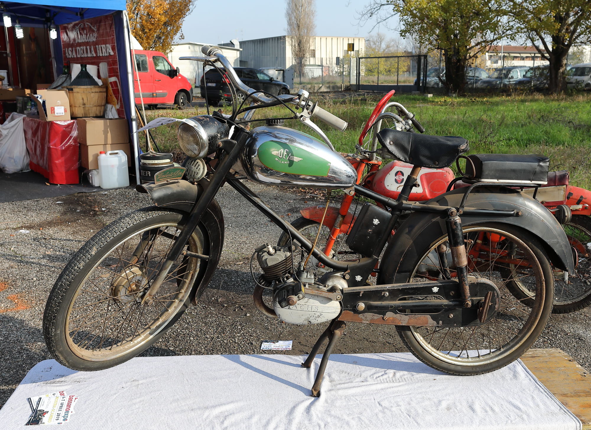 Used car/Motorbike market, spare parts.