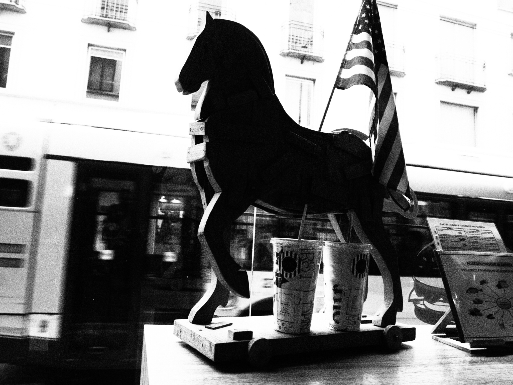 Timeo danaos et dona ferentes. Torino 2018