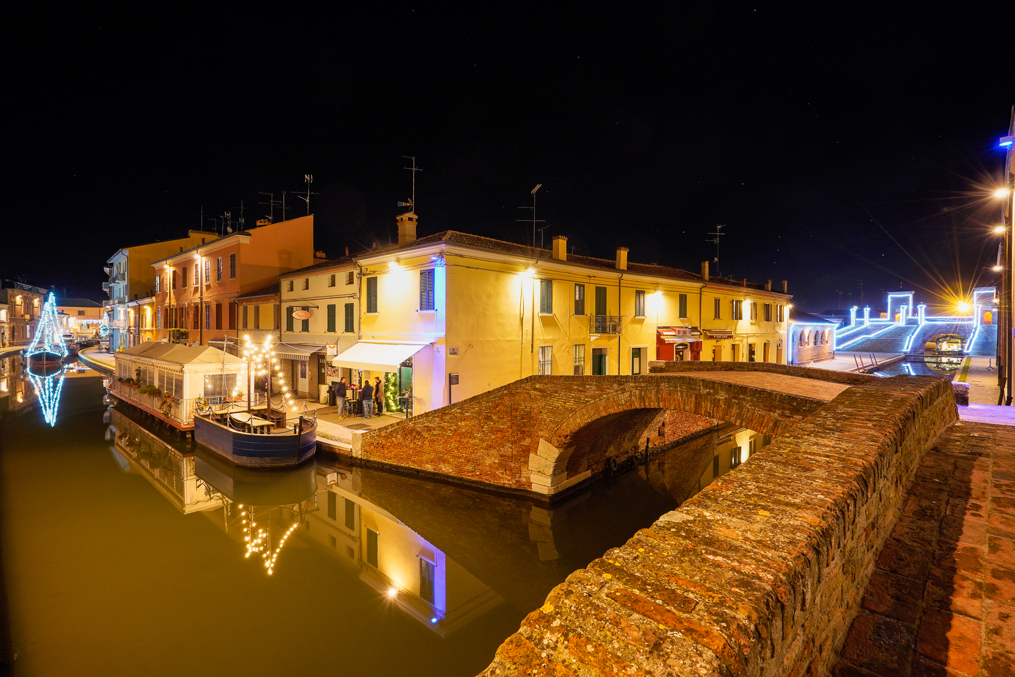 comacchio Trepponti & Loggia dei Mercanti del Grano