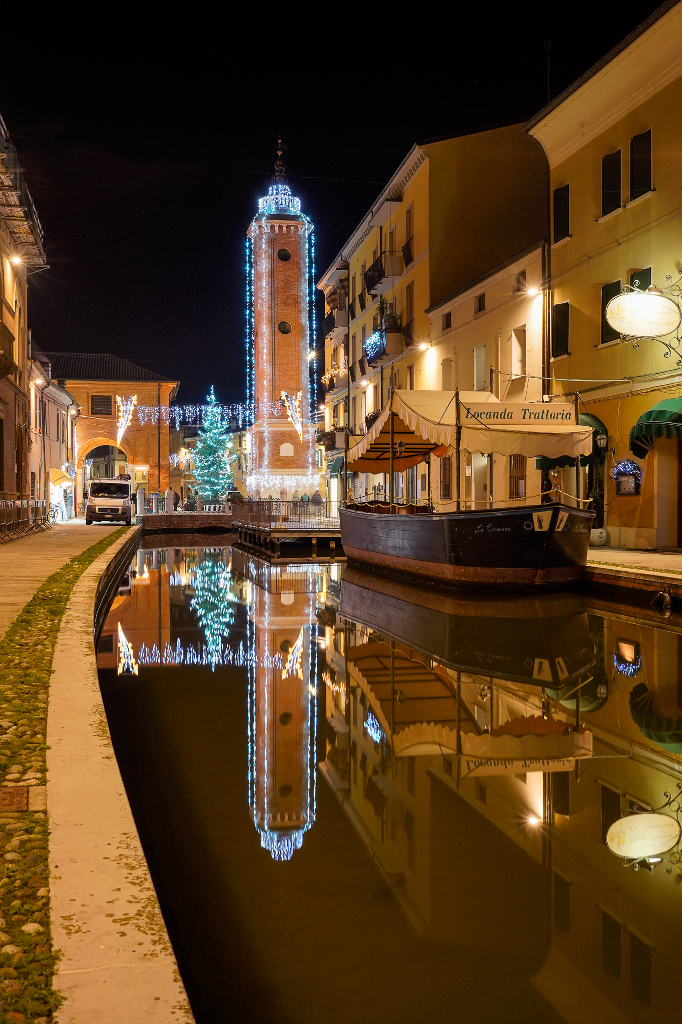 comacchio Torre dell'orologio & Loggia del Grano