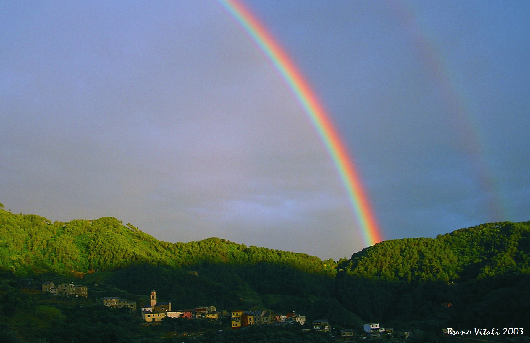 Doppio arcobaleno sopra Chiesanuova