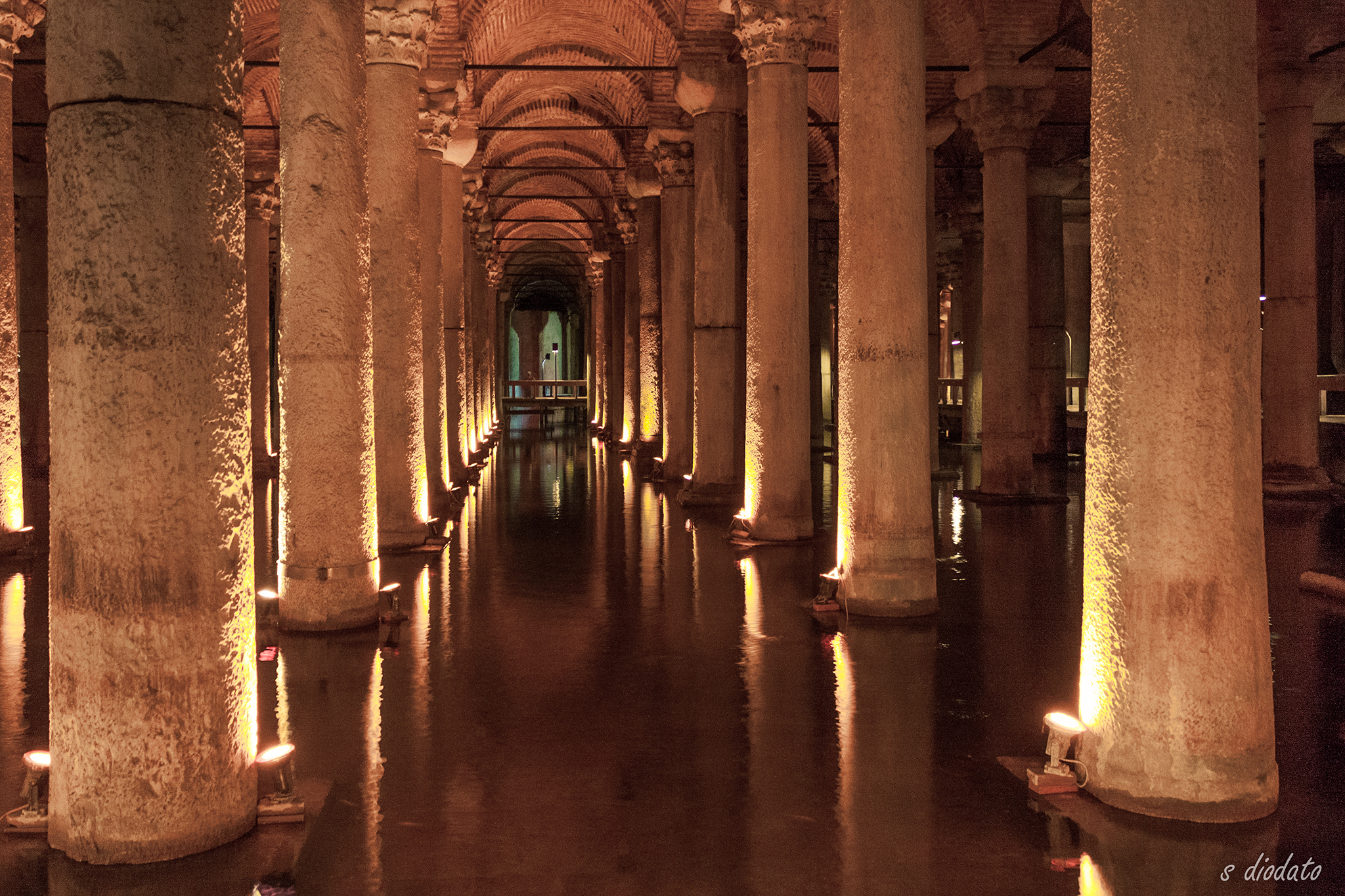 Yerebatan Sarayi - Cisterna Basilica