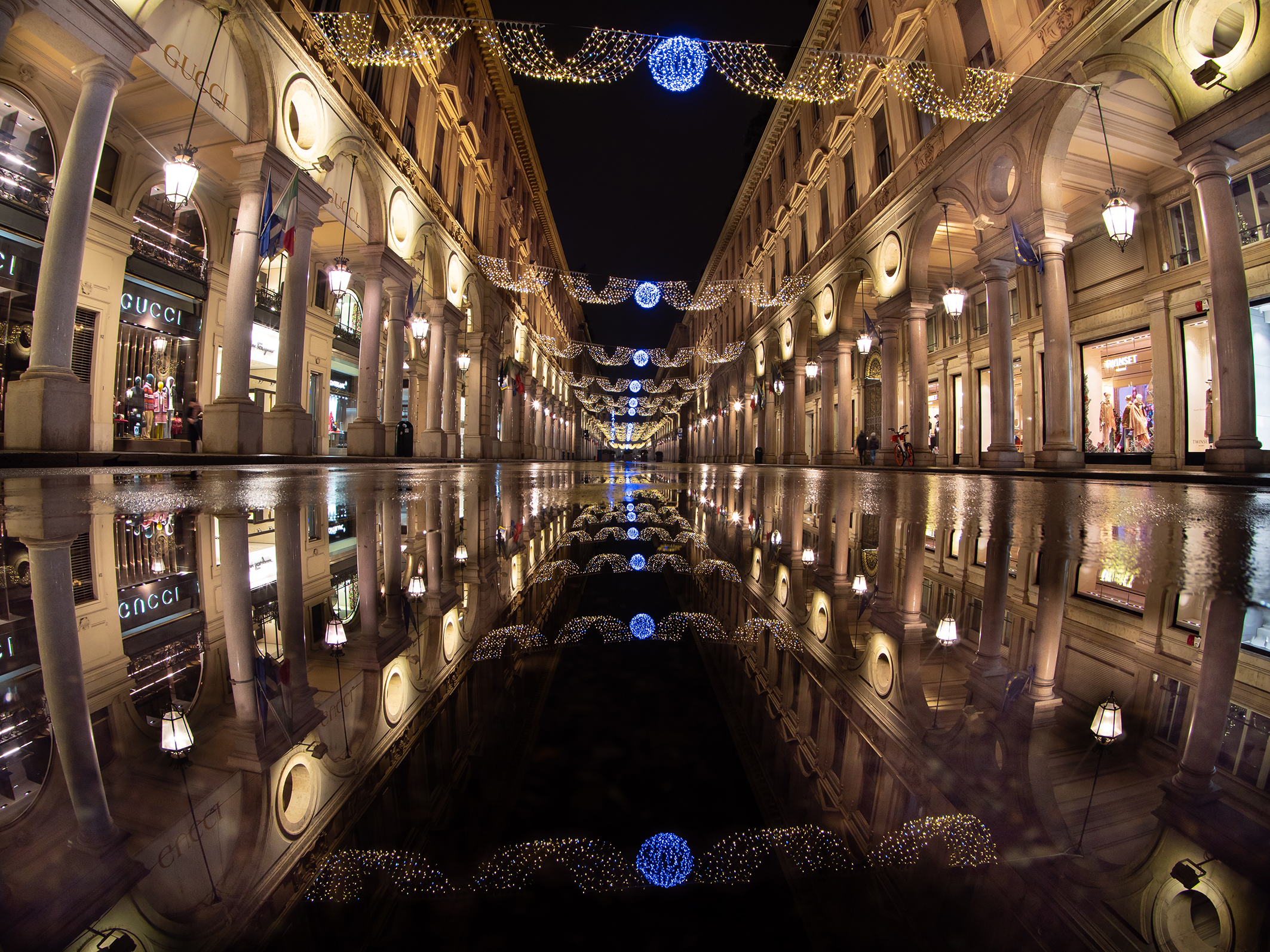 Un Felice Natale a tutti Voi e alle vostre Famiglie.