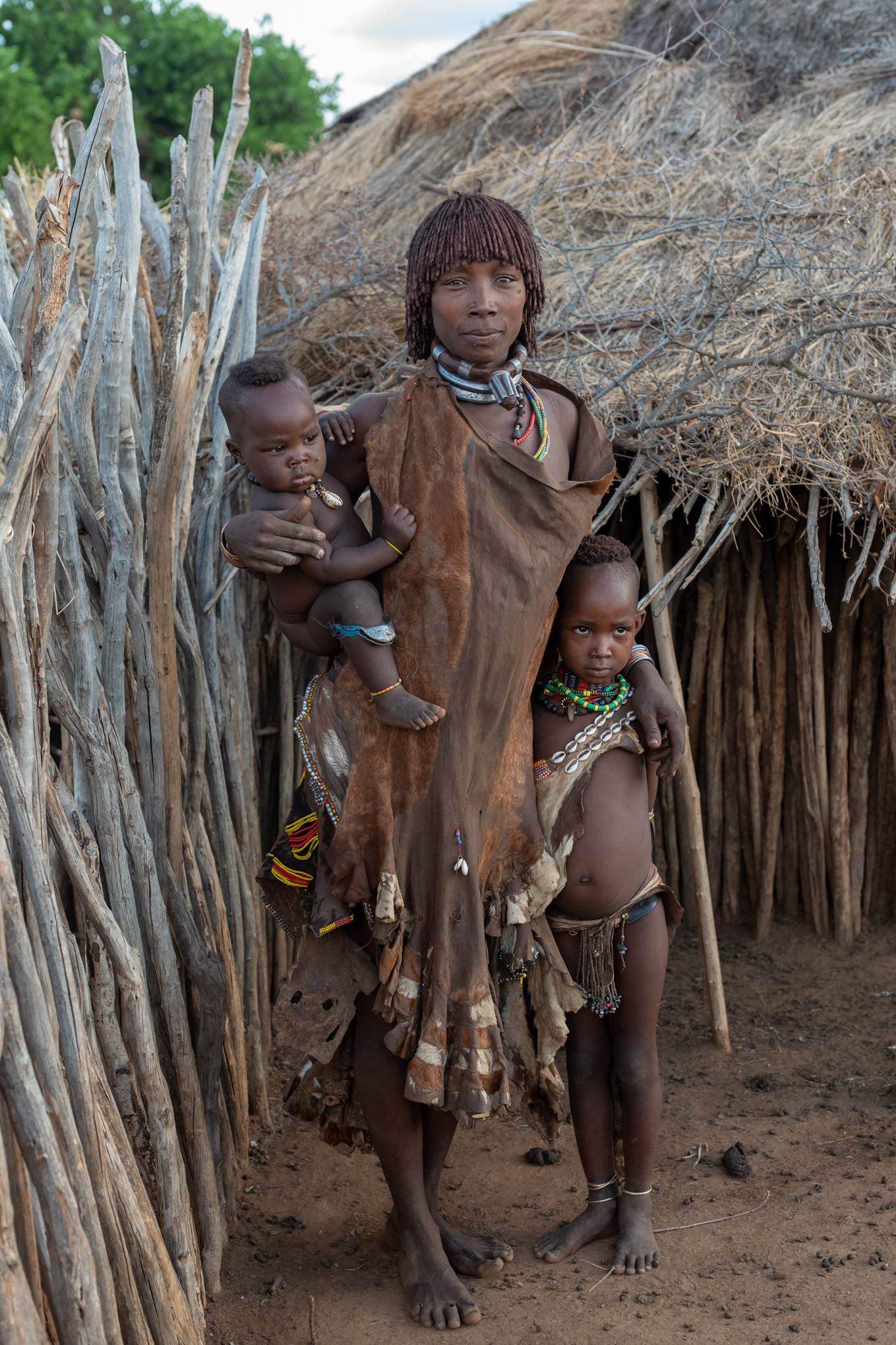 Donna Hamar con due bambini