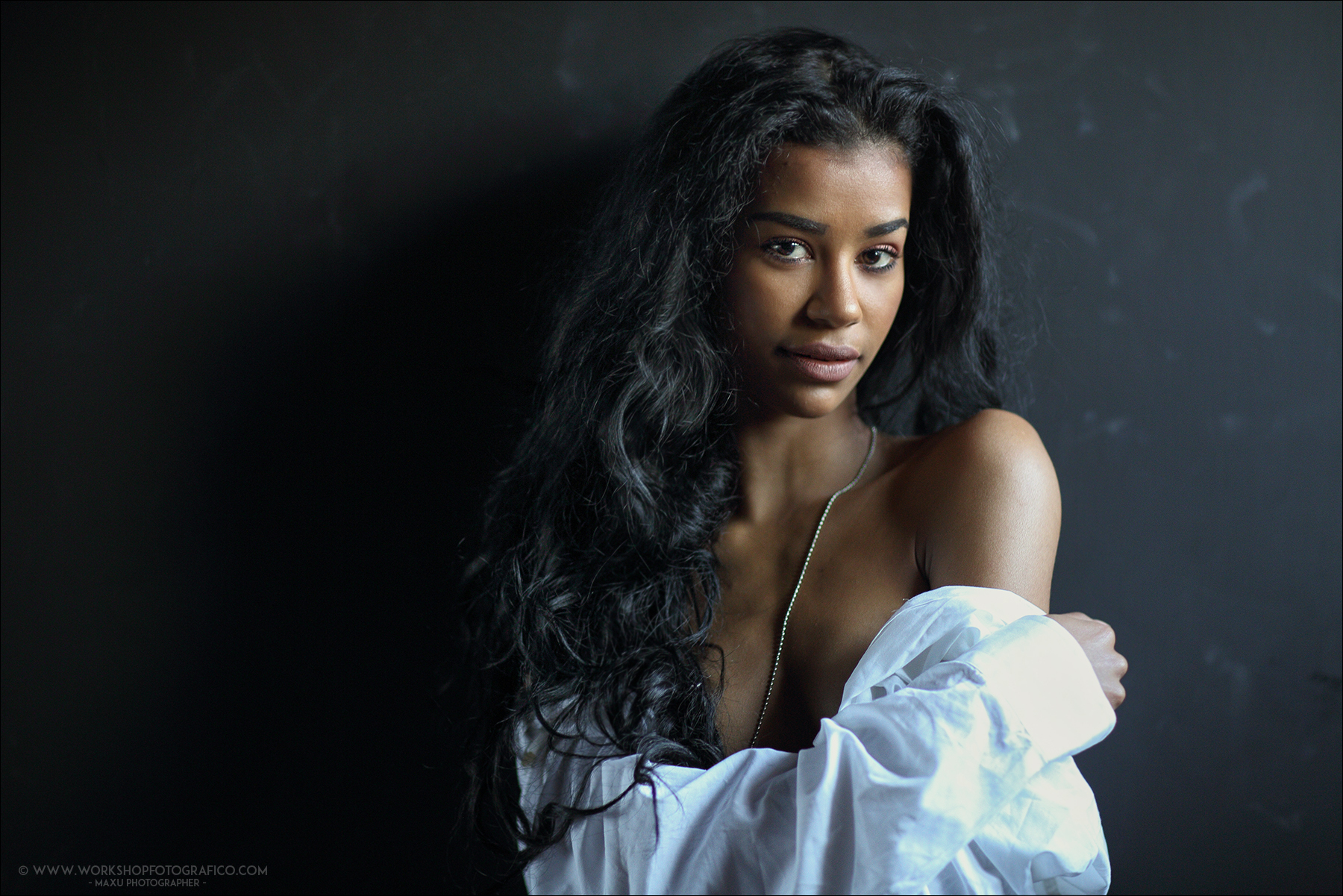 Rosa Nelly @All-lights.Workshop