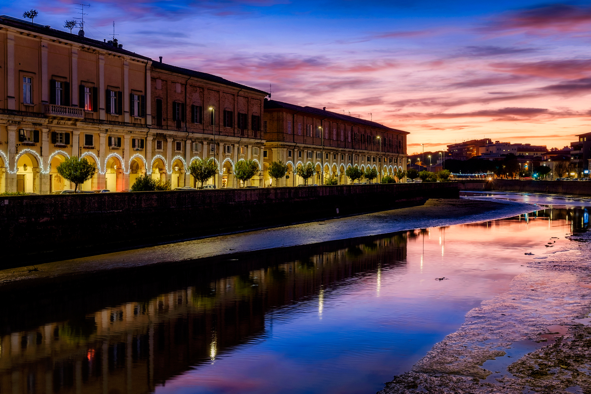 The first sunset of 2019