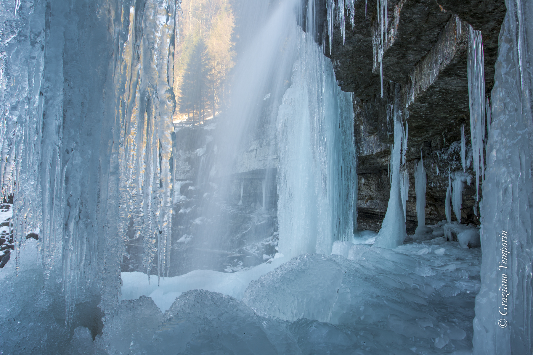 The shape of the water...