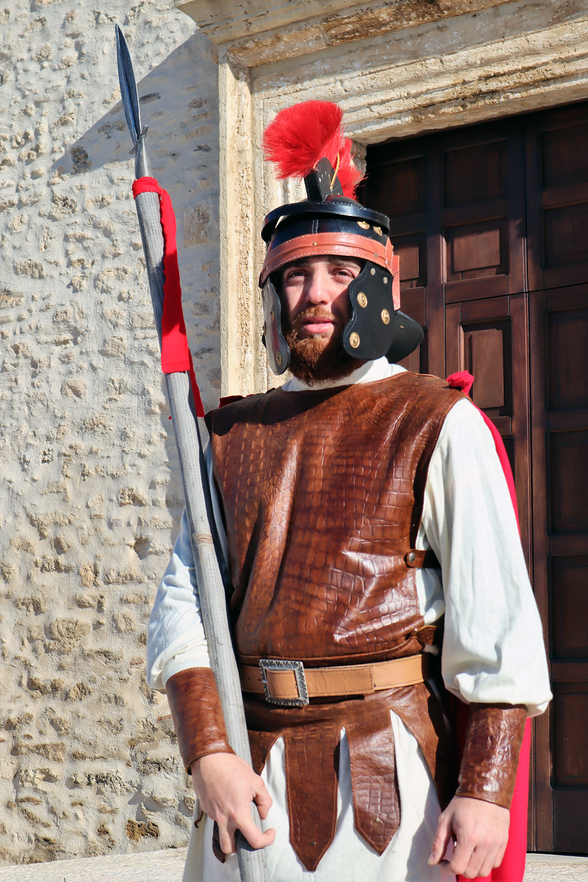 "La Guardia Romana tra il Castello e la Chiesa Madre&qu...