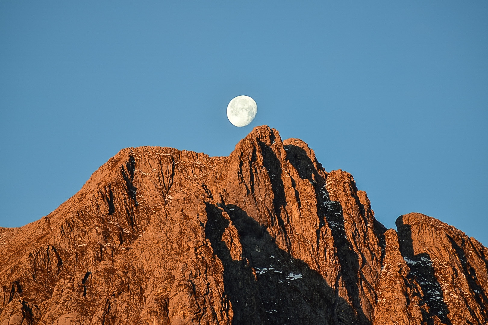 Moon in Apuan Alps