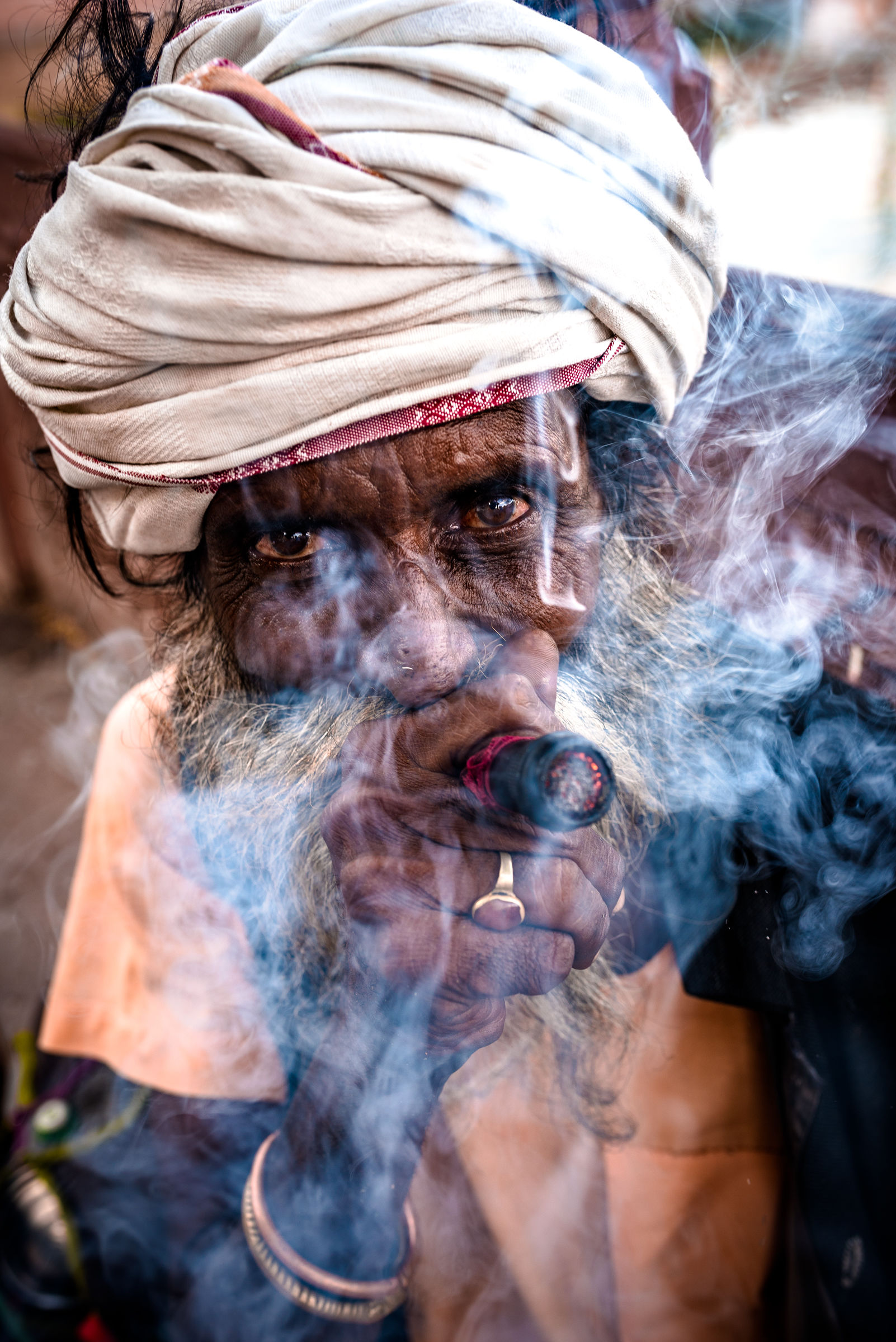 Glances with-turbants