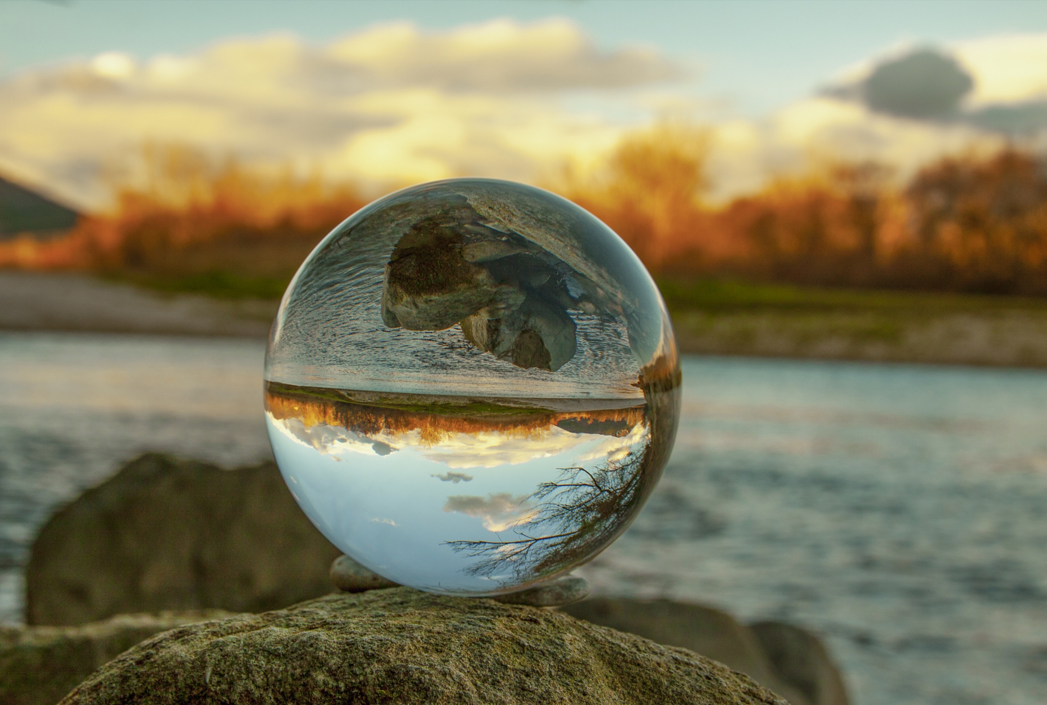 The Volturno in a sphere