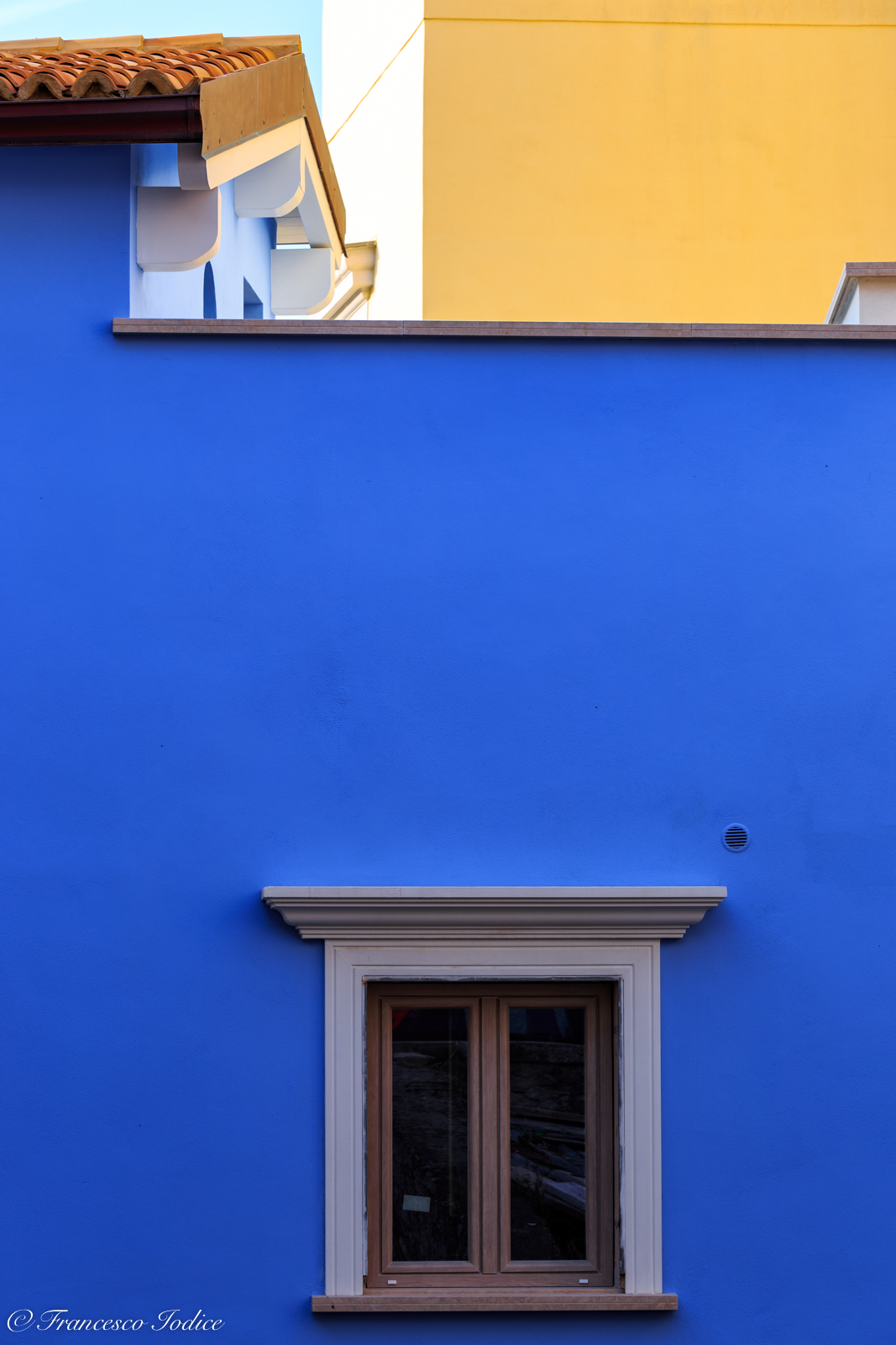 ...il colore forte.. Gaeta